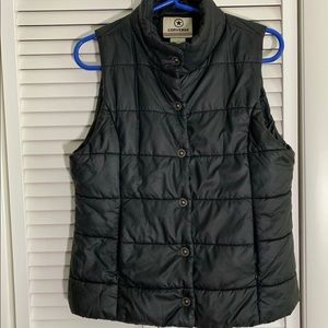 Converse black puffer vest